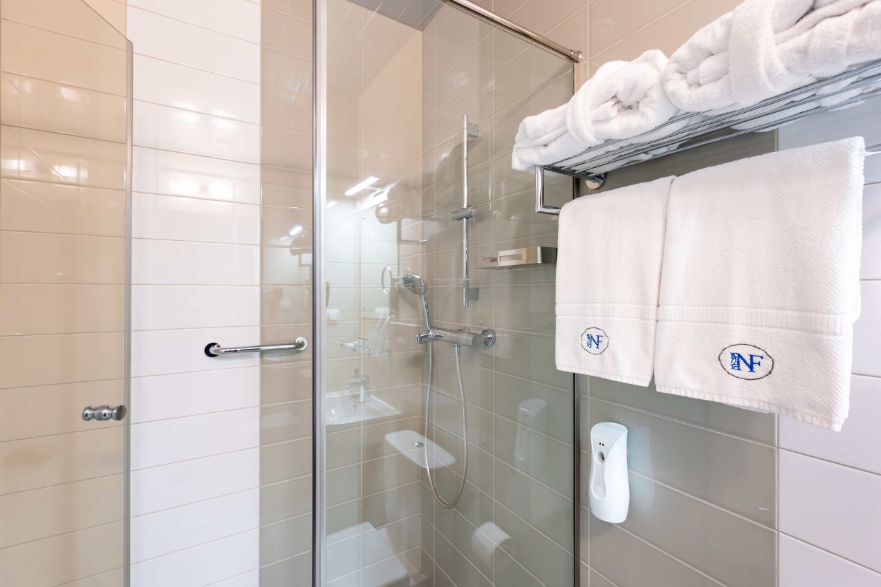 Трехместный (Трехместный номер Делюкс), Отель Северный Цветок