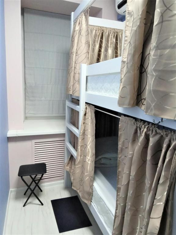 Номер (Спальное место на двухъярусной кровати в общем номере для мужчин) хостела Рус-метро Динамо, Москва