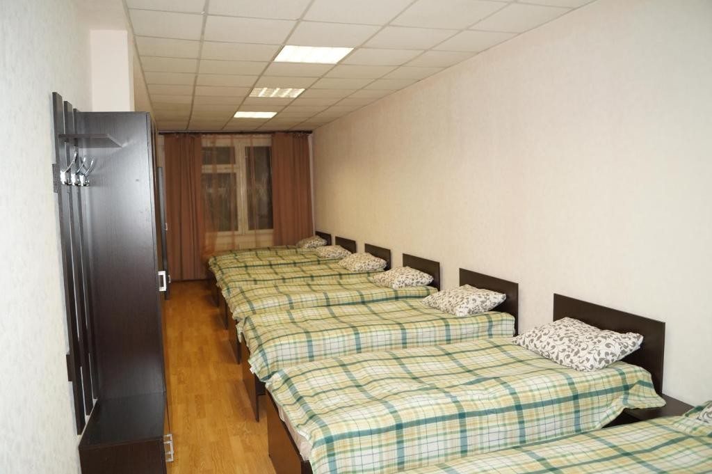 Номер (Кровать в общем 8-местном номере) гостиницы Уют, Москва