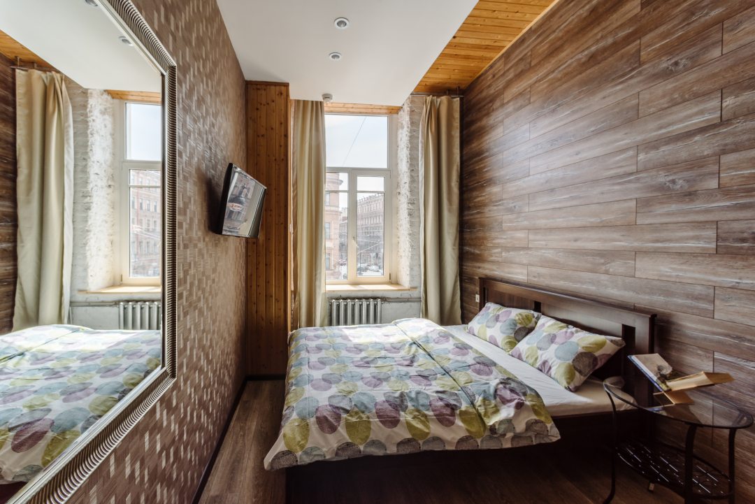 Двухместный (Номер с двуспальной кроватью и общими удобствами) отеля Simple NEO Nevsky, Санкт-Петербург