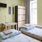 Трехместный (Номер с общей ванной комнатой), Лира Эконом Отель