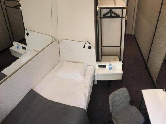 Фотография номера гостиницы Статский Советник Кустарный