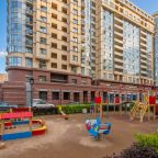 Детская площадка у отеля Явпитере