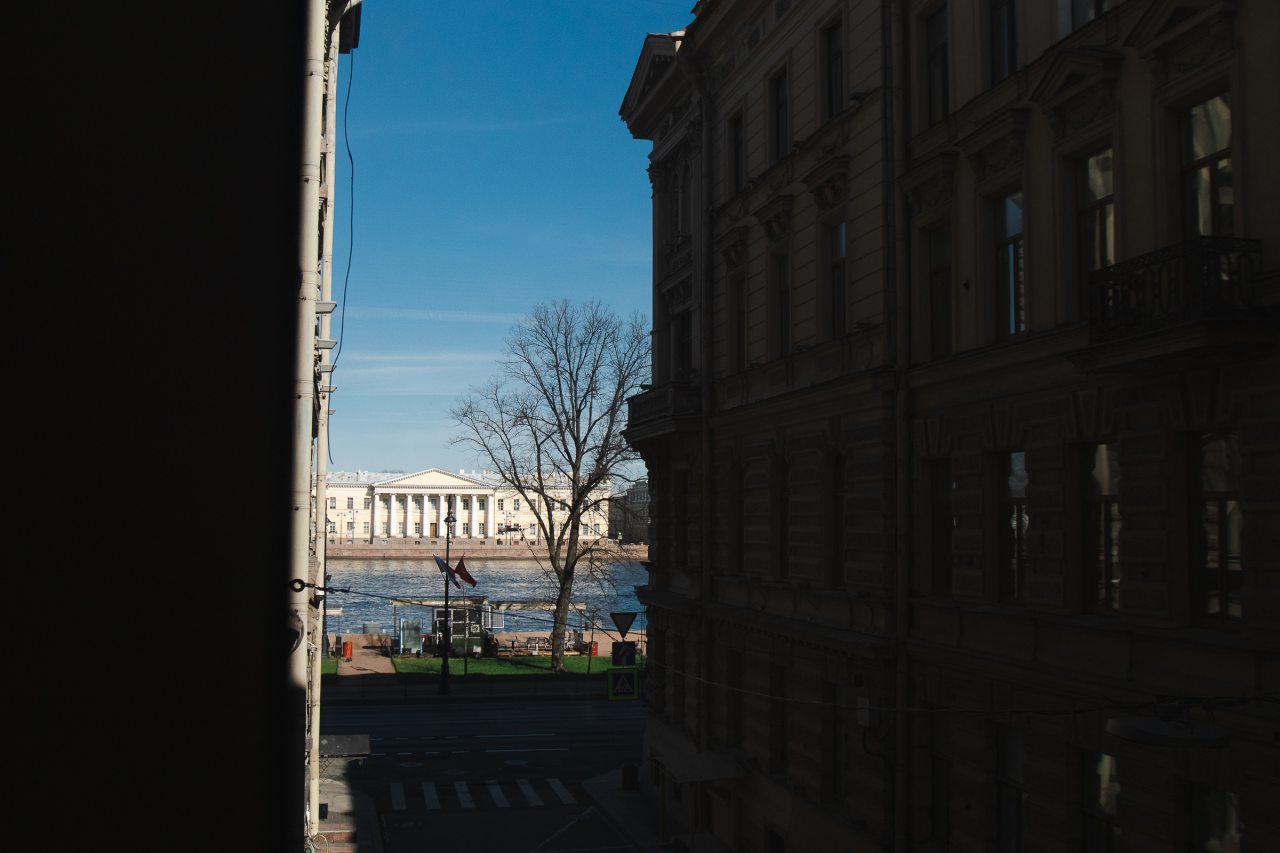 Четырехместный (Апартаменты Нева), Меблированные комнаты Bronza
