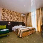 Двухместный (Улучшенный двухместный номер с 1 кроватью), Отель H2O