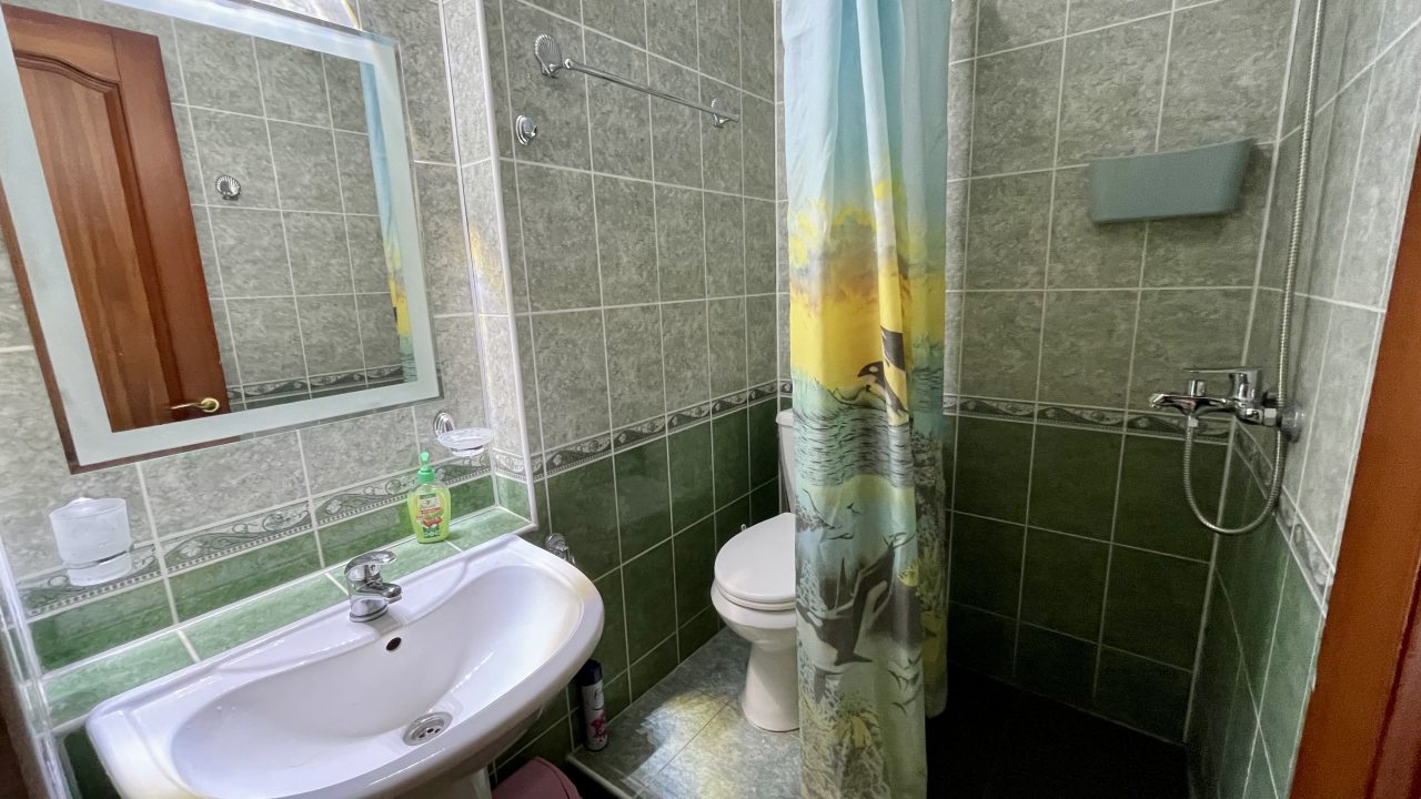 Одноместный (Угловой стандарт, 2 окна, вентилятор)), Гостевой дом Алина