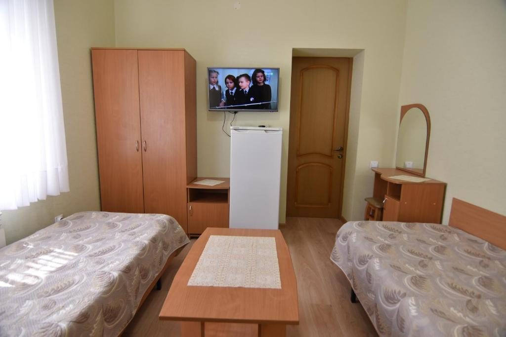 Двухместный (Стандартный двухместный номер с 2 отдельными кроватями) гостевого дома Эврика, Геленджик