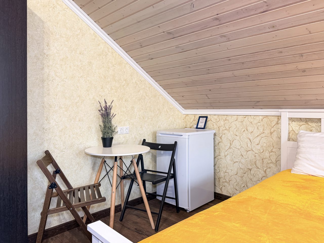 Трехместный (Комфорт трехместный (Мансардный)), Гостевой дом Семейный на Рыбникова