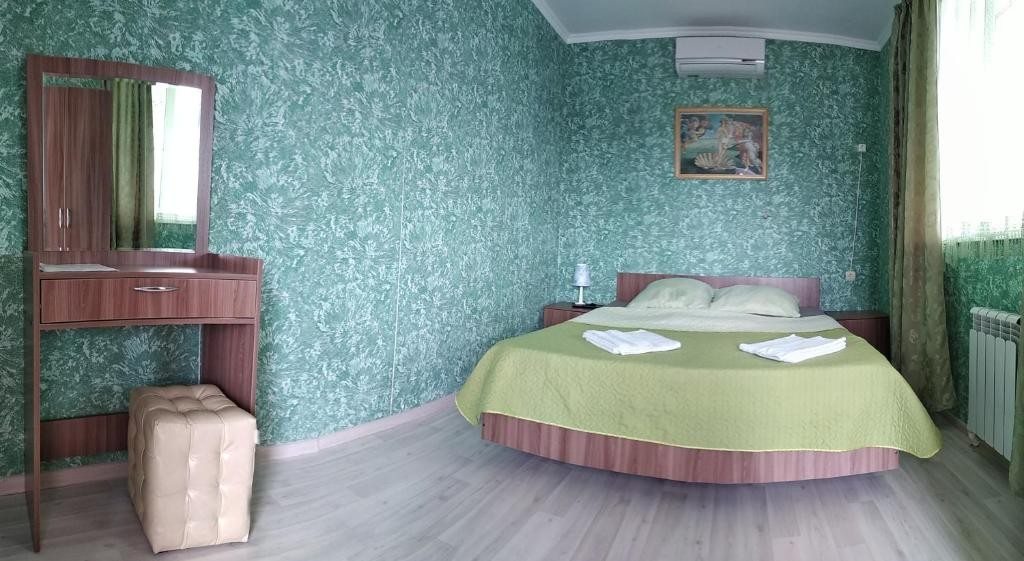 Двухместный (Бюджетный двухместный номер с 1 кроватью) гостевого дома Леон, Геленджик
