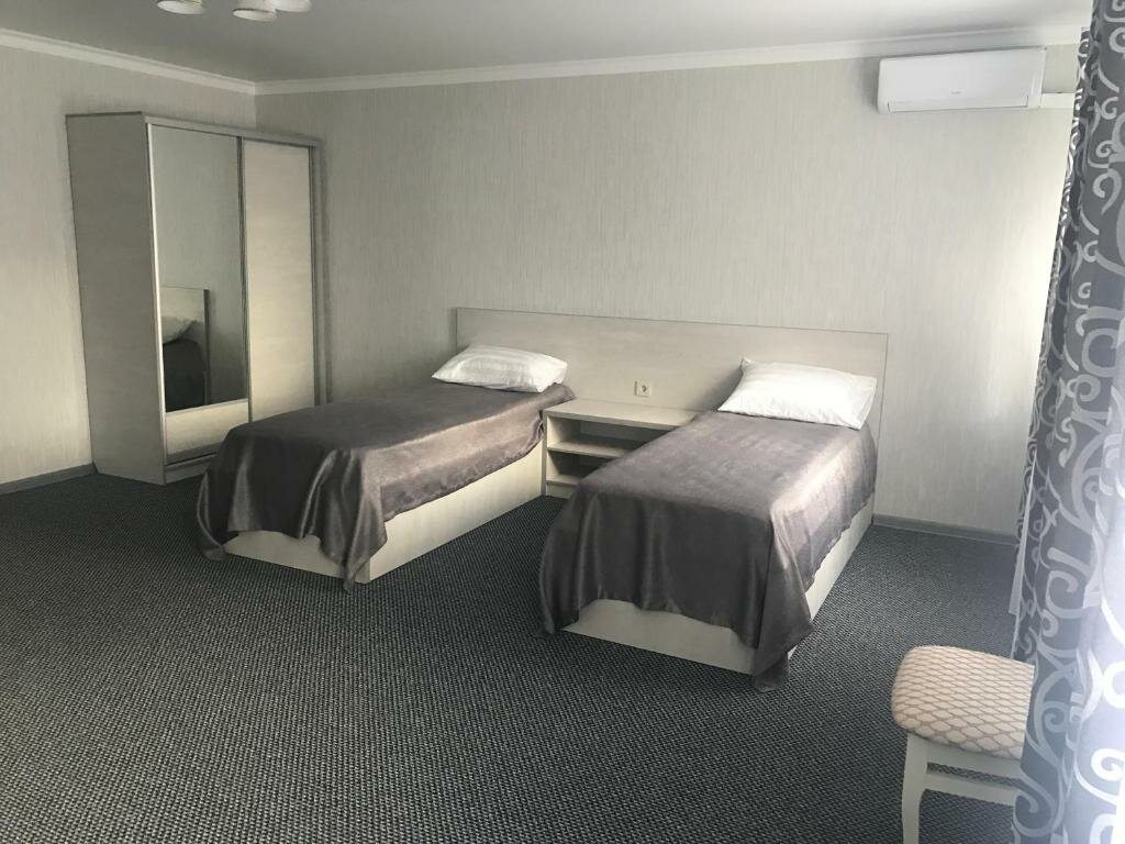 Двухместный (Двухместный с раздельными кроватями) гостиницы Крымск