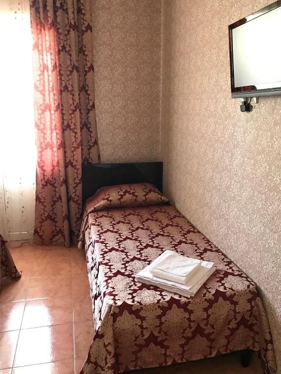 Трехместный (Трехместный номер -люкс) гостевого дома Анастасия на Средней, Геленджик