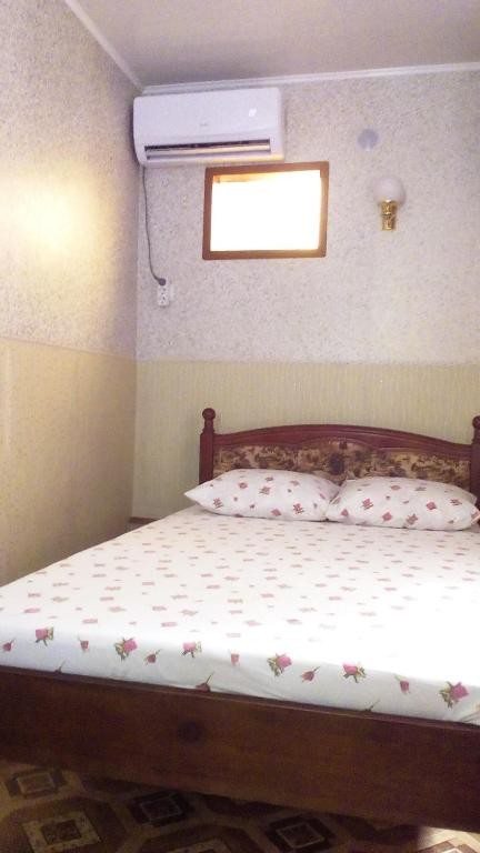 Двухместный (Бюджетный двухместный номер с 1 кроватью) гостевого дома Летучая мышь, Геленджик
