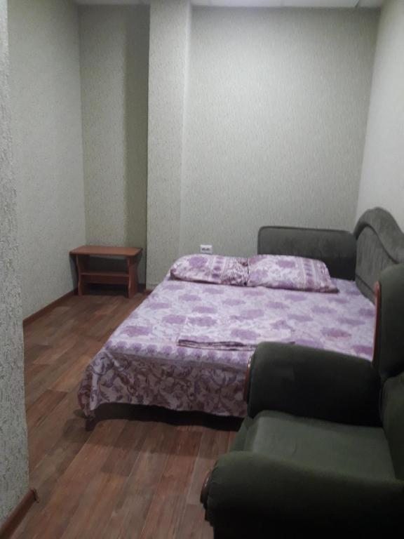 Двухместный (Бюджетный двухместный номер с 1 кроватью) отеля Alatau, Павлодар