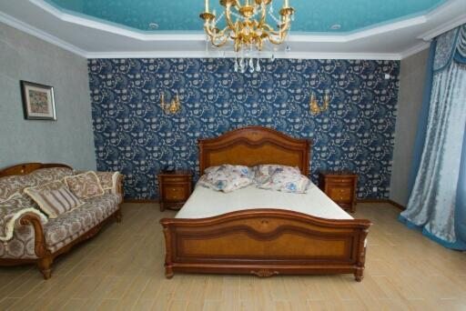 Сьюит (Люкс с 1 спальней и кроватью размера «king-size») отеля Royal, Актобе