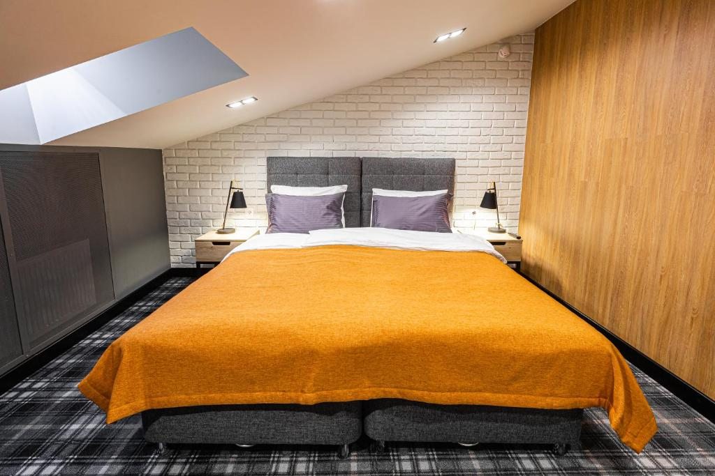 Двухместный (Стандартный двухместный номер с 1 кроватью или 2 отдельными кроватями в мансарде) отеля Key, Тула