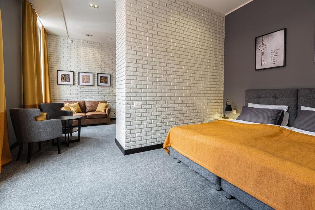 Двухместный (Улучшенный двухместный номер с 1 кроватью или 2 отдельными кроватями) отеля Key, Тула