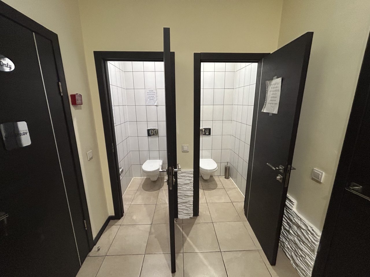 Трехместный (Трехместный номер эконом-класса с общей ванной комнатой), Гостиница Морган