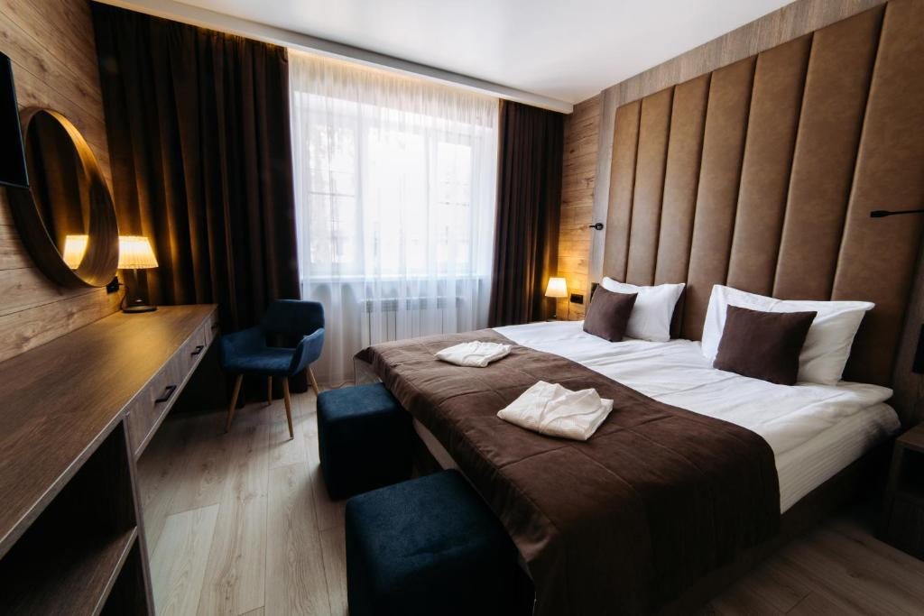 Двухместный (Двухместный номер с 1 кроватью или 2 отдельными кроватями и собственной ванной комнатой) отеля Веранда, Смоленск