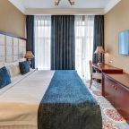 De Luxe, Отель Nevskiy Eclectic by Akyan