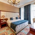 De Luxe, Отель Nevskiy Eclectic by Akyan