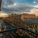 De Luxe (С балконом), Отель Nevskiy Eclectic by Akyan