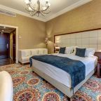 De Luxe (С эркером), Отель Nevskiy Eclectic by Akyan