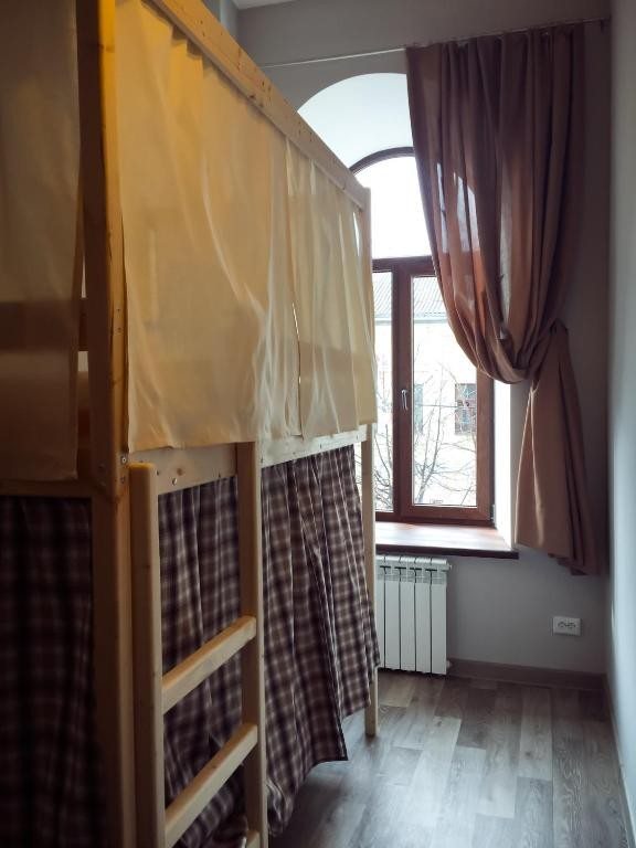 Номер (Кровать в общем 4-местном номере для мужчин и женщин) хостела Ярославль