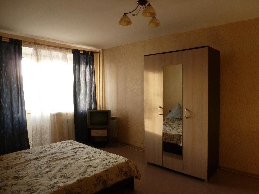 Апартаменты (Апартаменты с 2 спальнями) апартамента На Республиканской, Ярославль