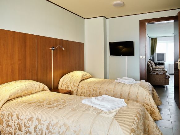 Фотография номера гостиницы Русь