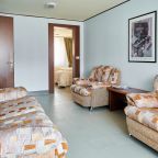 Апартаменты (Апартаменты2), Отель Русь