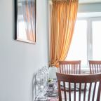 Апартаменты (Апартаменты1), Отель Русь