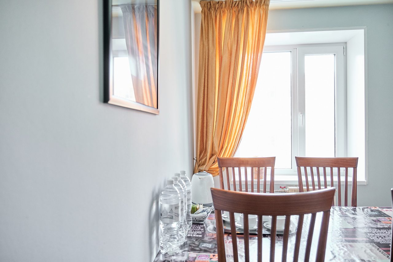 Апартаменты (Апартаменты4), Отель Русь