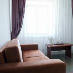 Люкс (Люкс3), Отель Русь