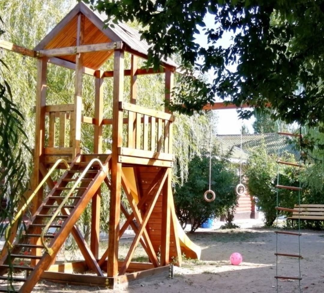 Детская площадка, База отдыха Меотида