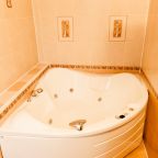 De Luxe (Комфорт двухкомнатный с кухней), Гостевой дом Бристоль