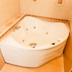 Гидромассажная ванна/джакузи, Гостевой дом Бристоль