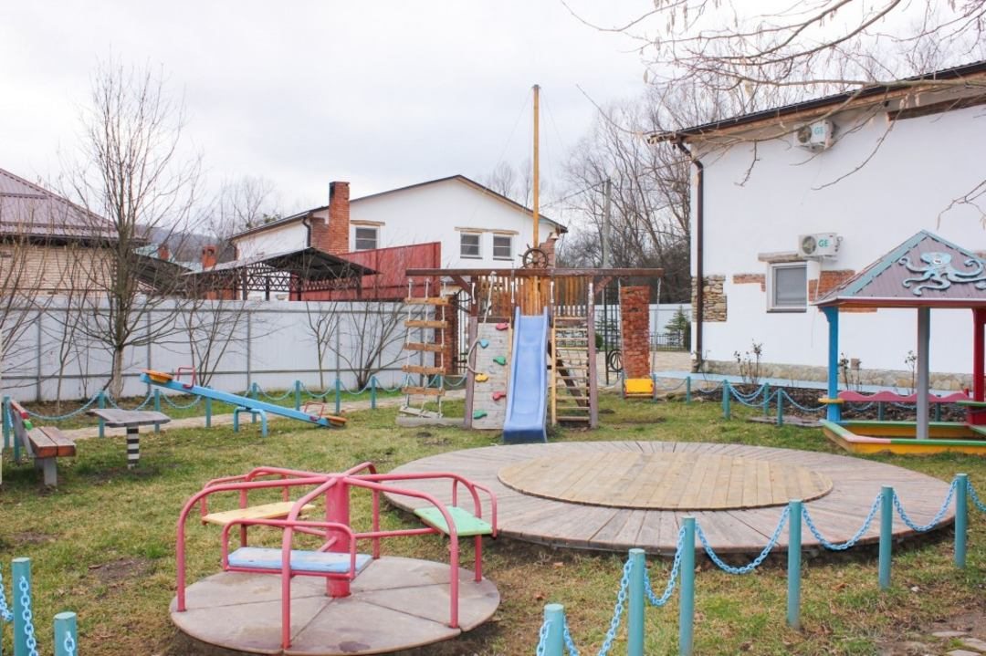 Детская площадка, База отдыха Шабановка
