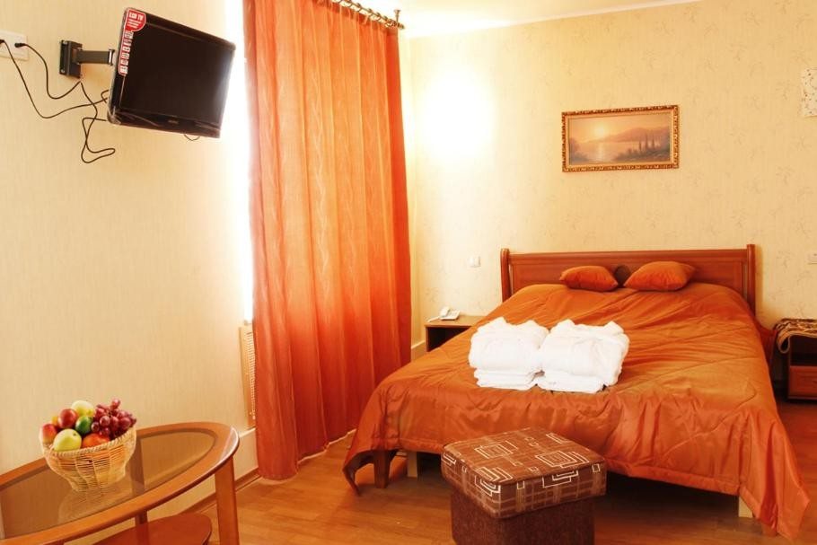 Двухместный (Стандартный двухместный номер с 1 кроватью) мини-отеля На Шмидта, Санкт-Петербург
