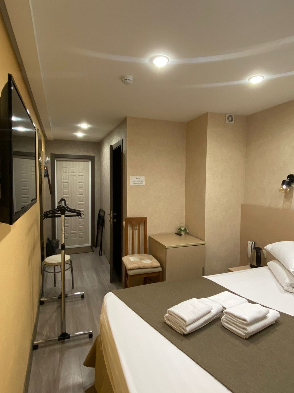 Двухместный (С 1 кроватью или 2 отдельными кроватями и ванной комнатой), Мини-отель Невский Питер