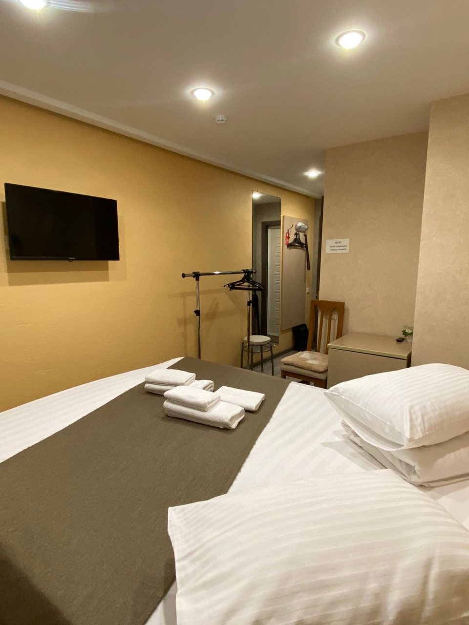 Двухместный (С 1 кроватью или 2 отдельными кроватями и ванной комнатой), Мини-отель Невский Питер