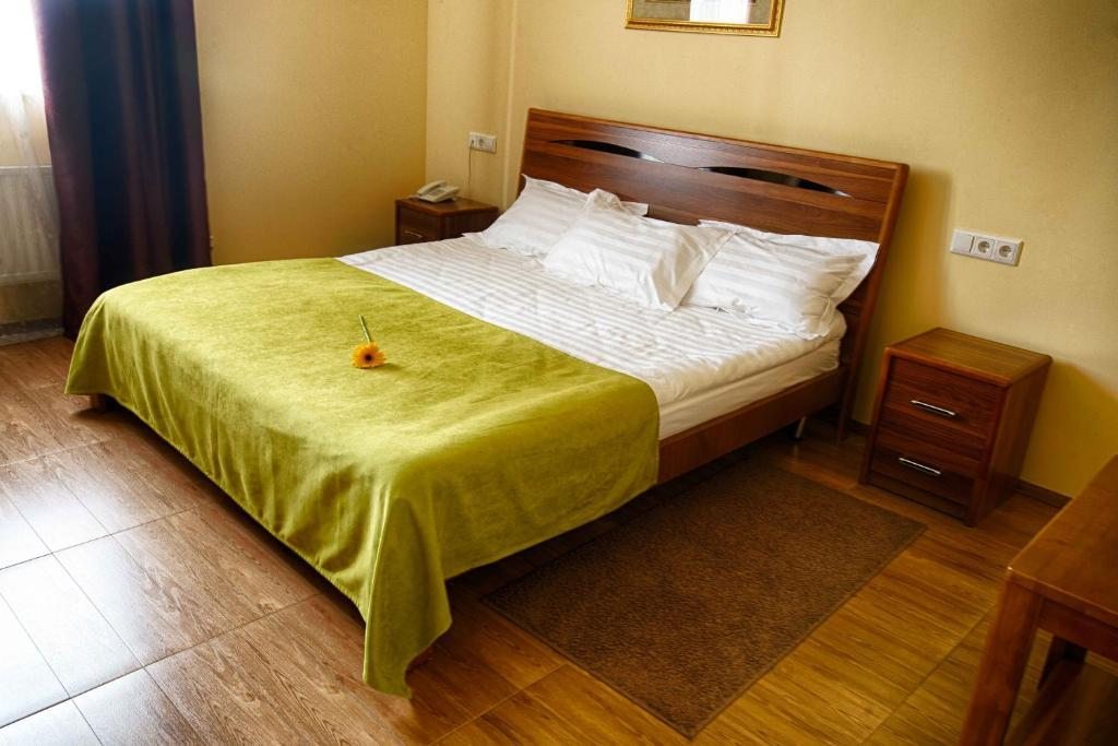 Двухместный (Стандартный двухместный номер с 1 кроватью или 2 отдельными кроватями) гостиницы Вокруг Света, Жуковский