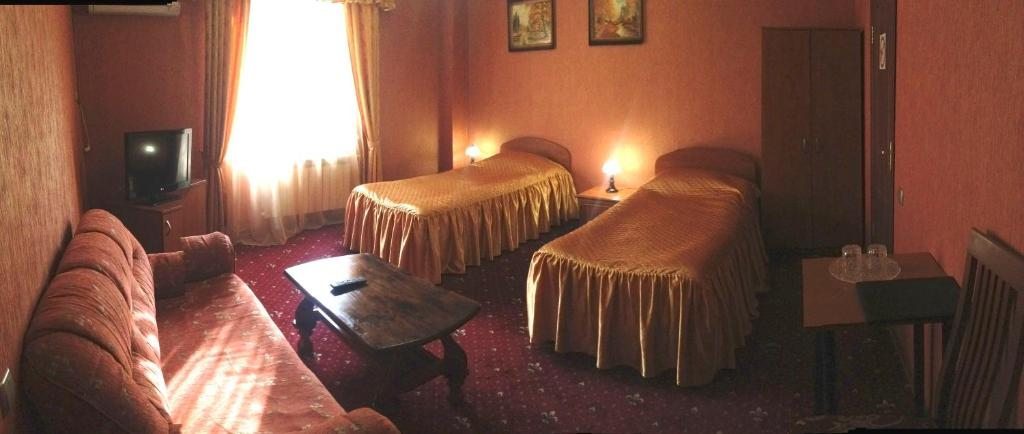 Двухместный (Стандартный двухместный номер с 2 отдельными кроватями) мини-гостиницы На Театральной, Жуковский