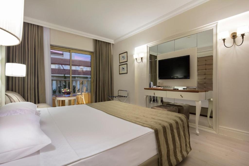 Двухместный (Стандартный двухместный номер с 1 кроватью) курортного отеля Aydinbey Famous Resort, Белек
