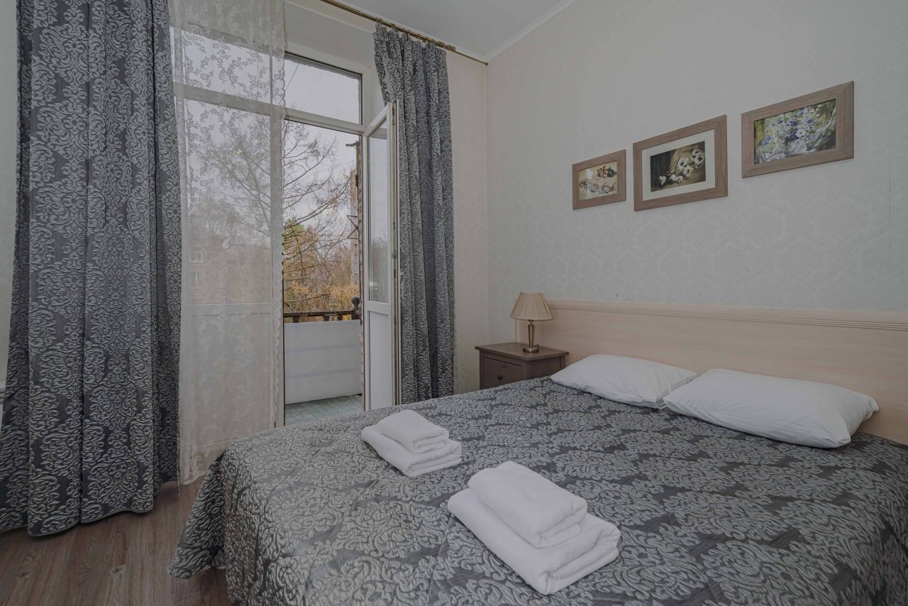 Апартаменты (Просторные двухкомнатные #10), Отель Априори