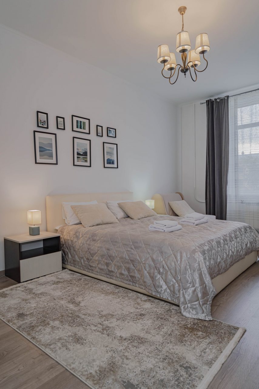 Апартаменты (Просторные двухкомнатные #37), Отель Априори