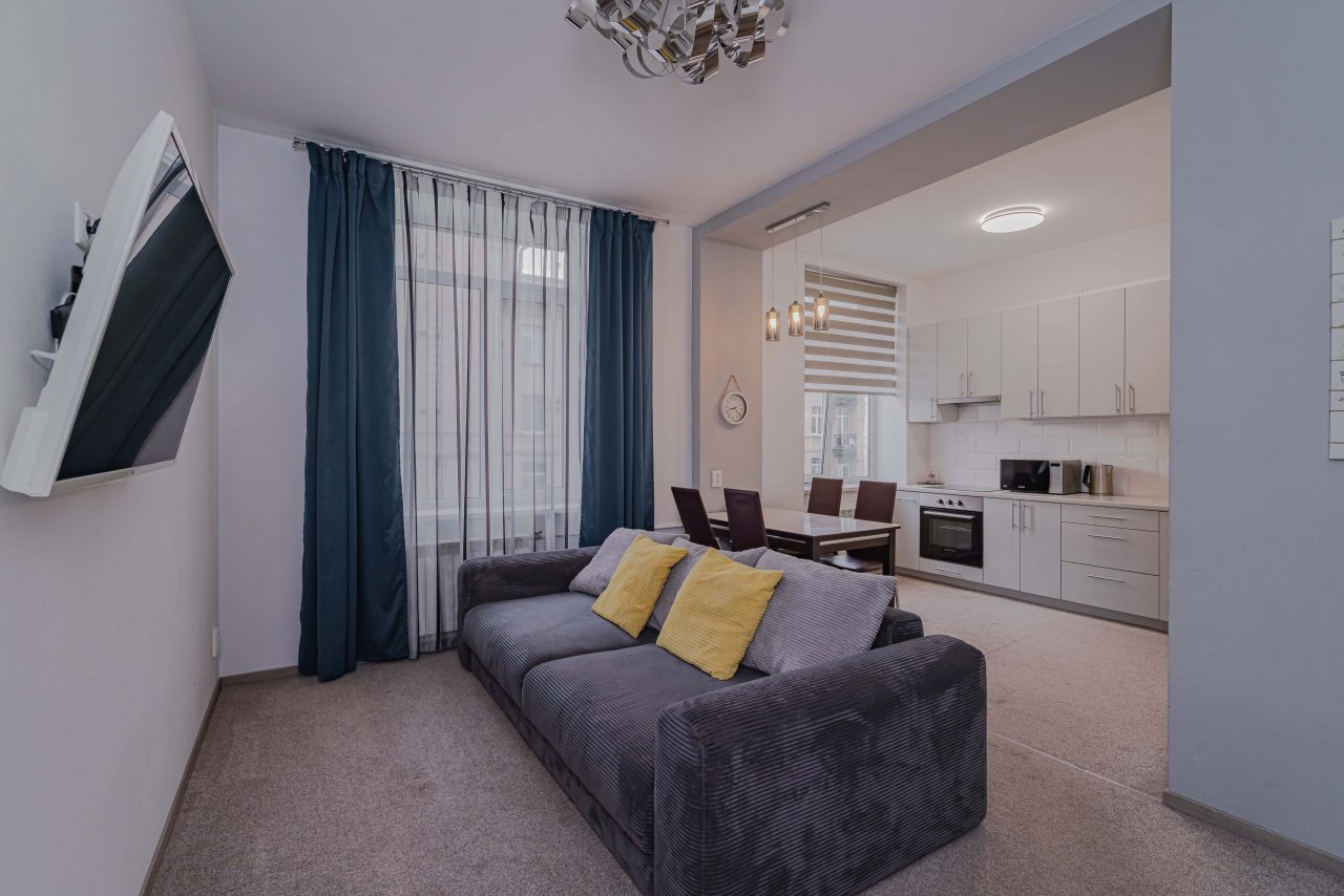 Апартаменты (Просторные двухкомнатные #37), Отель Априори