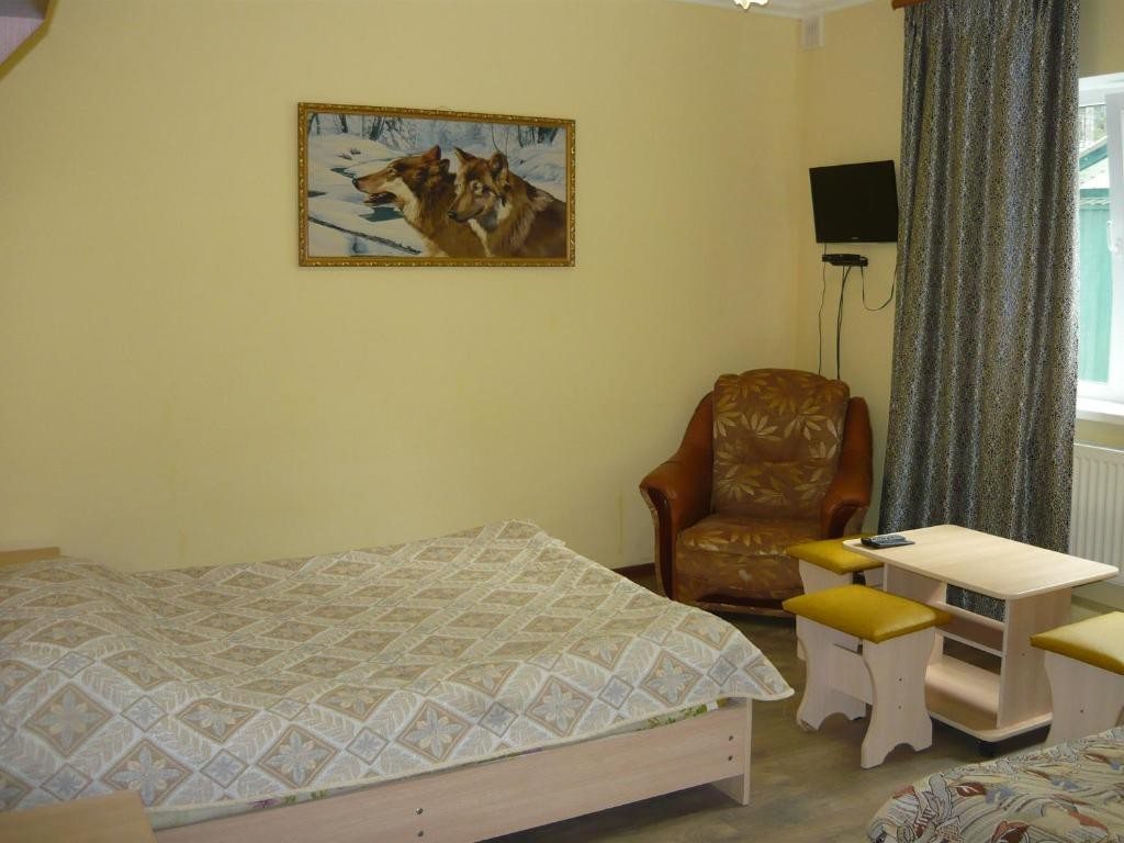 Семейный (Семейный номер с душем) гостиницы Солнечная Поляна, Архыз