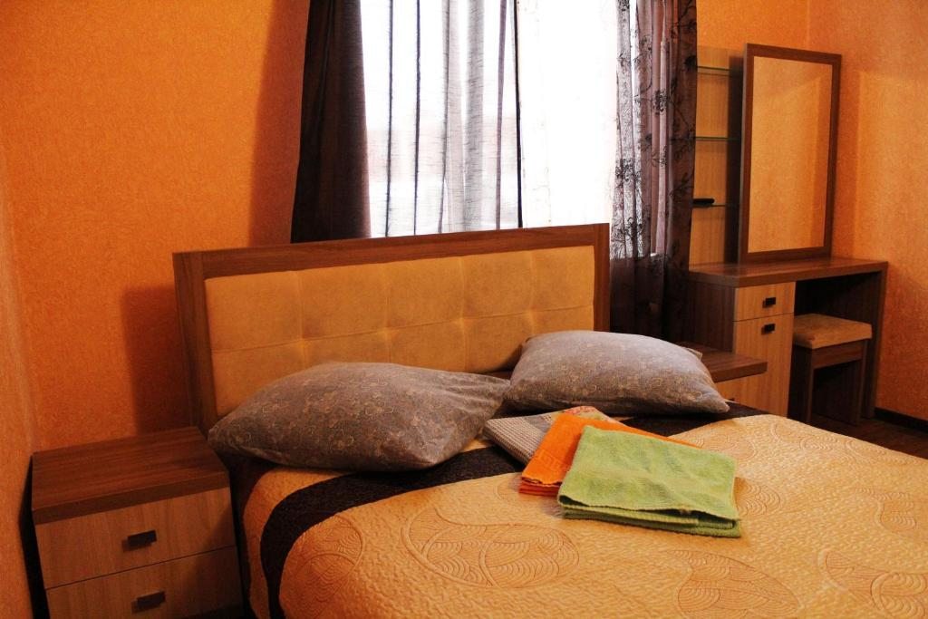 Двухместный (Улучшенный двухместный номер с 1 кроватью) отеля Valerie, Пермь