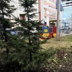 Детская площадка в закрытом дворе