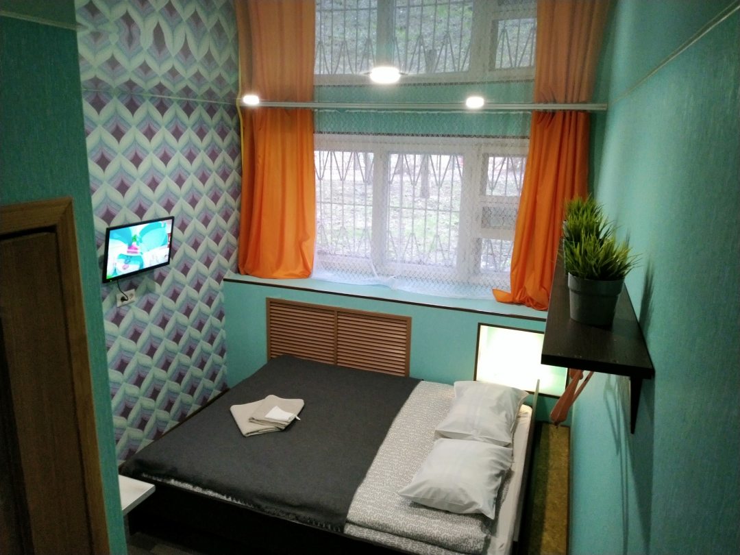 Двухместный (Стандартный двухместный номер с ванной комнатой) мини-отеля Вавилон на Советской, Екатеринбург